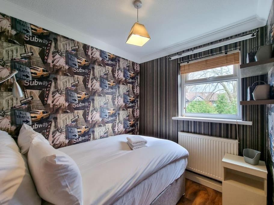 מנצ'סטר Stunning Family Home Close To The City Centre מראה חיצוני תמונה